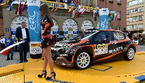 Aleksey Lukyanuk, Aleksey Arnautov, Citroen C3 R5. grid girl