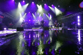 The Offspring, concert