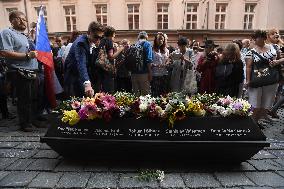 March to Hradcanske Square, demonstration, Million Moments for Democracy