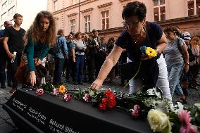 March to Hradcanske Square, demonstration, Million Moments for Democracy