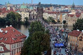 March to Hradcanske Square, demonstration, Million Moments for Democracy, Charles Bridge