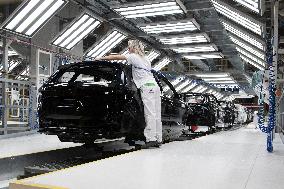 Skoda Auto, production plant, new paint shop