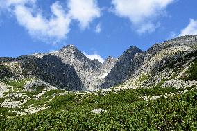 High Tatras, Skalnate pleso