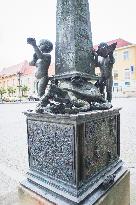 Via Lucis (Way of Light) bronze obelisk by Ivan Theimer, Masaryk Square, Uhersky Brod