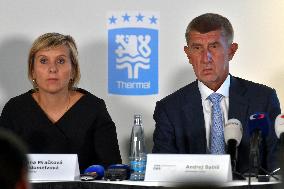 Jana Mrackova Vildumetzova, Andrej Babis