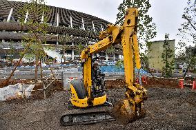 New National Stadium in Tokyo under construction, excavator