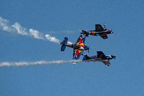 CIAF aviation show, group Flying Bulls