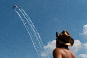 CIAF aviation show, group Flying Bulls