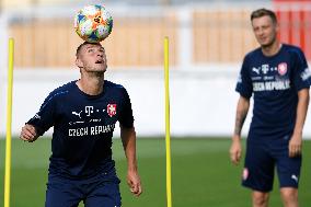 Pavel Kaderabek, training