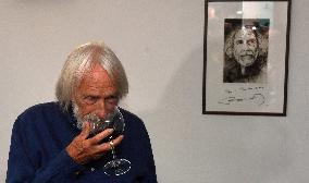 Pierre Richard in Prague, wine