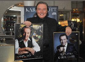 Karel Gott