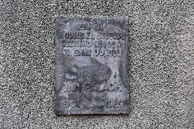 Jan Palach Memorial, memorial plaque