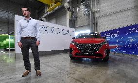 MIROSLAV JASIOK, production assembly line, hall, the millionth car type TUSCON, plant Hyundai Nosovice