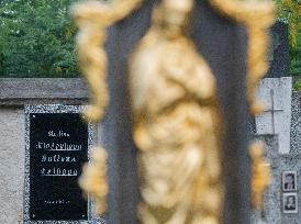 Karel Gott's family grave in Ujezd u Svateho Krize