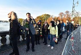 public ceremony to pay last respects to Karel Gott, Zofin Palace, fans, visitors, waiting