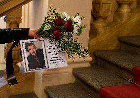 public ceremony to pay last respects to Karel Gott, Zofin Palace