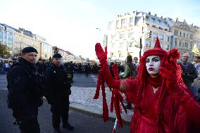 Demonstration of Extinction Rebellion in Prague, Wenceslas Square