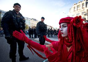 Demonstration of Extinction Rebellion in Prague, Wenceslas Square