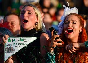 hat, woman, Grand Pardubice steeplechase