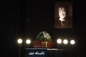 funeral of Czech actress Vlasta Chramostova