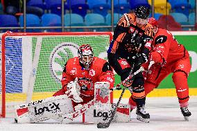 Stepan Lukes, Colton Horn Yellow, Richard Nedomlel