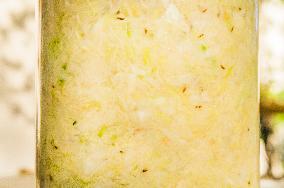 homemade sauerkraut, raw cabbage, lactic acid fermentation