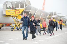 air carrier SkyUp Airlines launches flights from Pardubice, Czech Republic, to Kiev, Ukraine, Boeing 737-800 airliner, plane