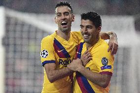 Sergio Busquets, Luis Suarez