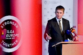 Tomas Petricek