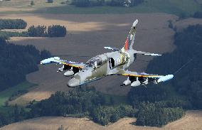 fighter planes L-159 Alca