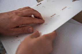 Elecciones a Cortes Generales, Congreso,Senado, Election instructions for blind people in Braille, November 2019, Spanish general election,