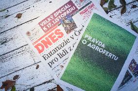 Czech newspaper Mlada fronta Dnes (MfD) advertising insert brochure TRUE ABOUT AGROFERT