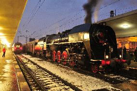 Steam locomotive Skoda 475.179 nickname Slechticna (Noblewoman), Smichov railway station