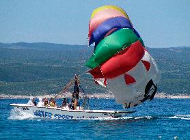 parasailing, Makarska Riviera, Croatia