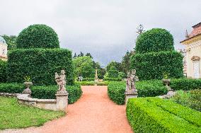 Chateau Buchlovice, Chateau Park