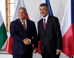 Viktor Orban, Andrej Babis