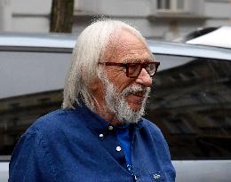 Pierre Richard in Prague, wine