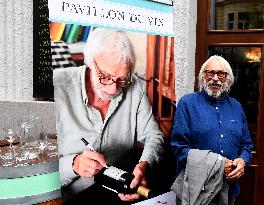 Pierre Richard in Prague, wine