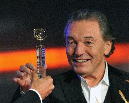 Karel Gott, singer of the year