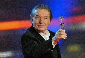 Karel Gott, singer of the year