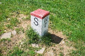 boundary marker, border stone, state border Czech Republic - Slovakia