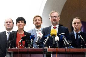 Czech opposition parties, politicians