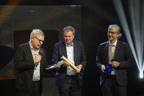 JOACHIM A. LANG, JIRI NEKVASIL, FRANK GERDES