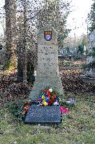 grave of soldiers of the Russian Liberation Army (ROA; Vlasov army) in Prague