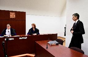 Court rejects NG gallery ex-head's suit against his dismissal, Martina Tvrdkova, Michaela Votapkova, Martin Valis