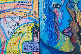 Graffiti at the East Side Gallery