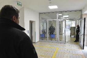 Shooting in the Ostrava hospital, traumatology clinic opened, number of fatalities thus rose to seven