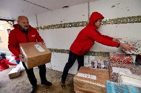 Christmas packages for children from Ukraine