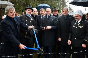 Czech and Bavarian ministers commemorate Iron Curtain fall, Axel Bartelt, Albert Furacker, Tomas Petricek, Josef Bernard, Franz Loffler, Jiri Diestbier Jr.