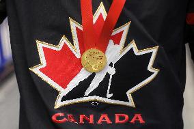 Canadian jersey with gold medal